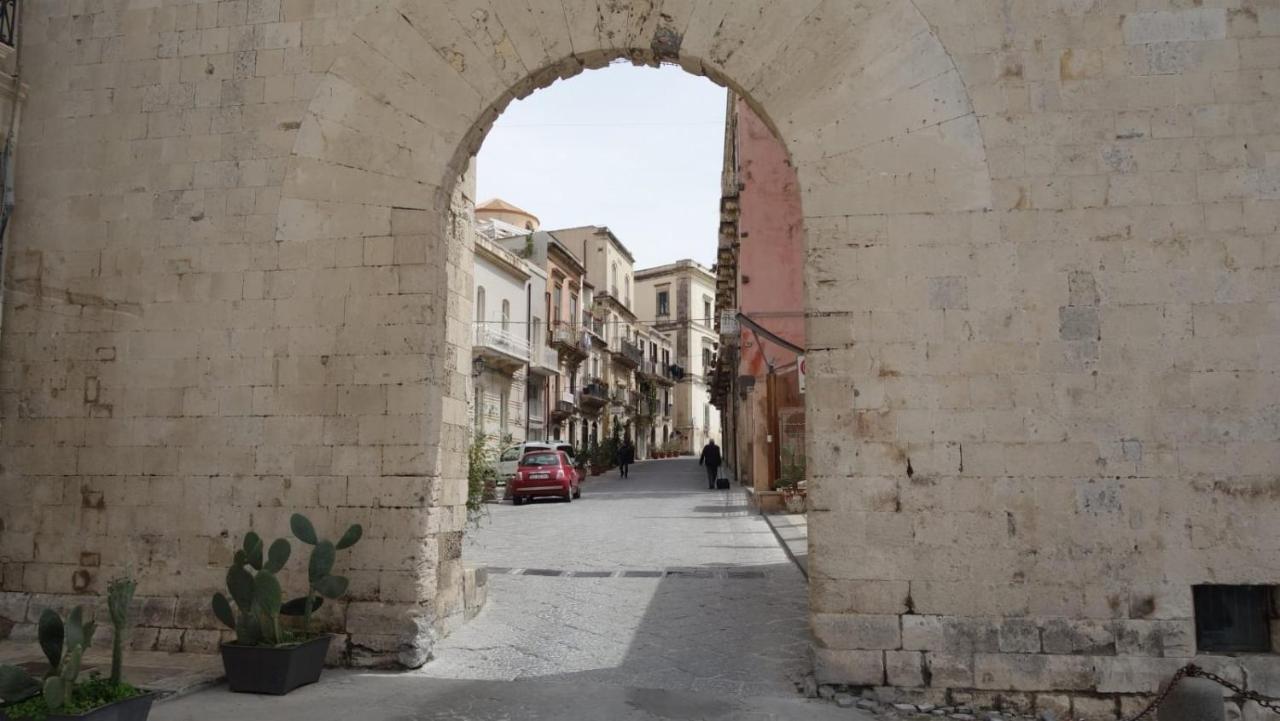 La Casa Al Castello Maniace Vila Syracuse Exterior foto
